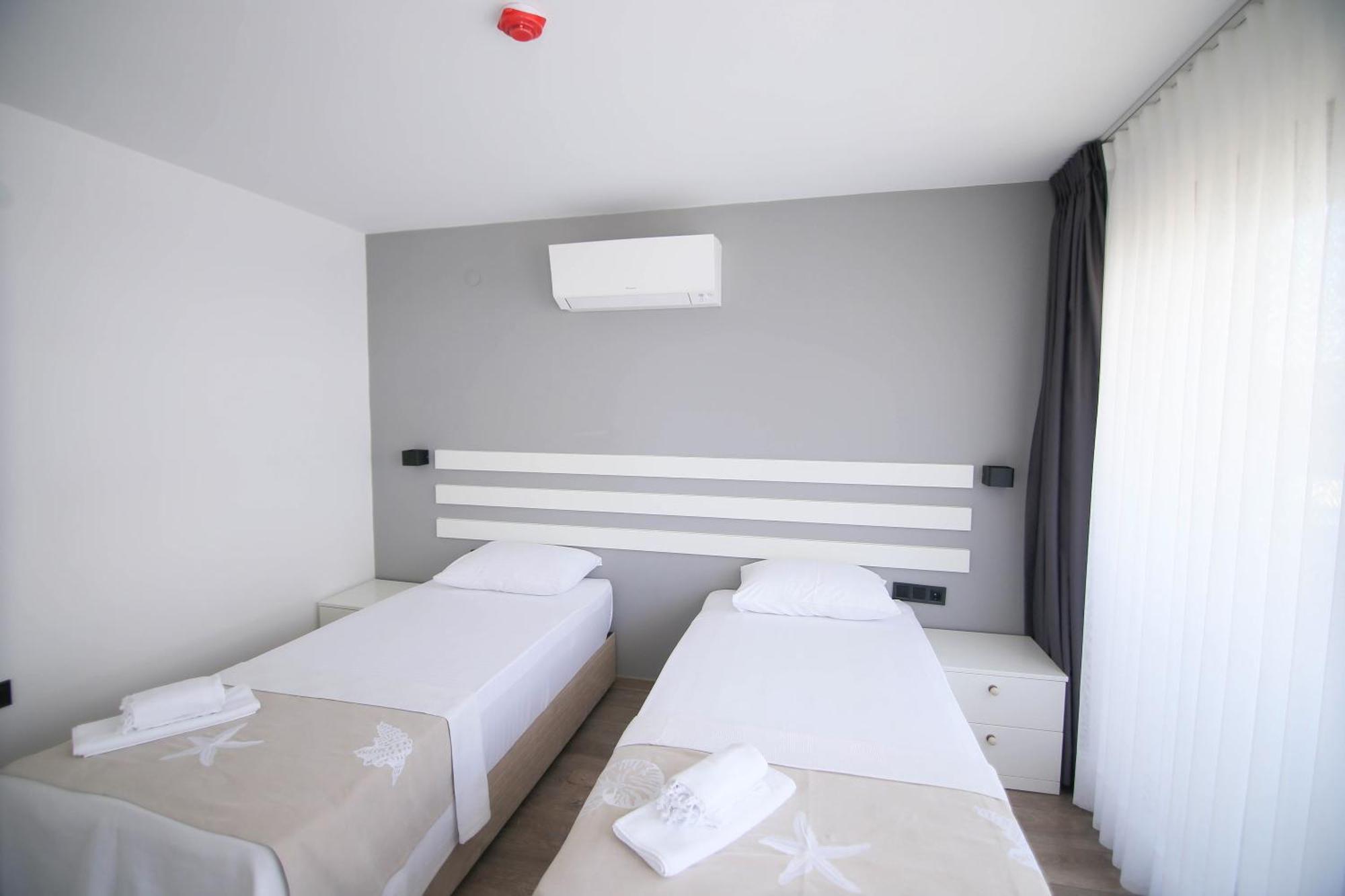 Krem Marin Otel Çeşme Extérieur photo