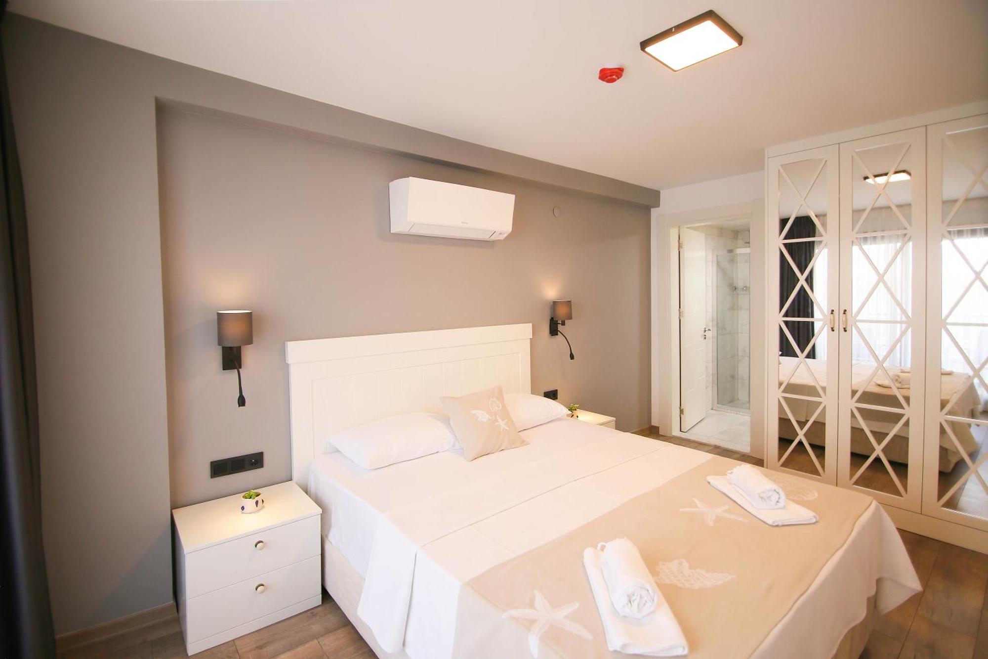 Krem Marin Otel Çeşme Extérieur photo